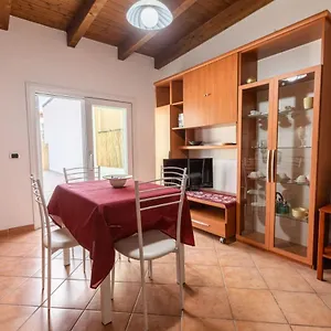 Gali Eco-apartment Appartamento